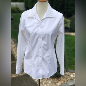 Chico’s no iron women’s white button down top